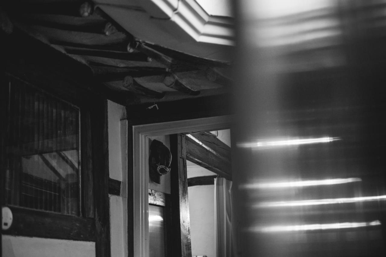 Viva La Vida - Jongno Hanok Private House Seul Esterno foto